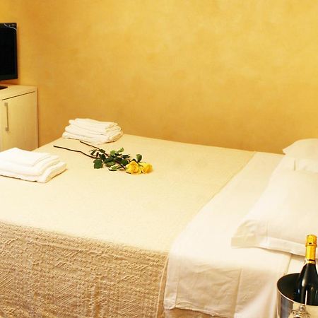 Da Biagio B & B - Restaurant San Severo Exteriör bild